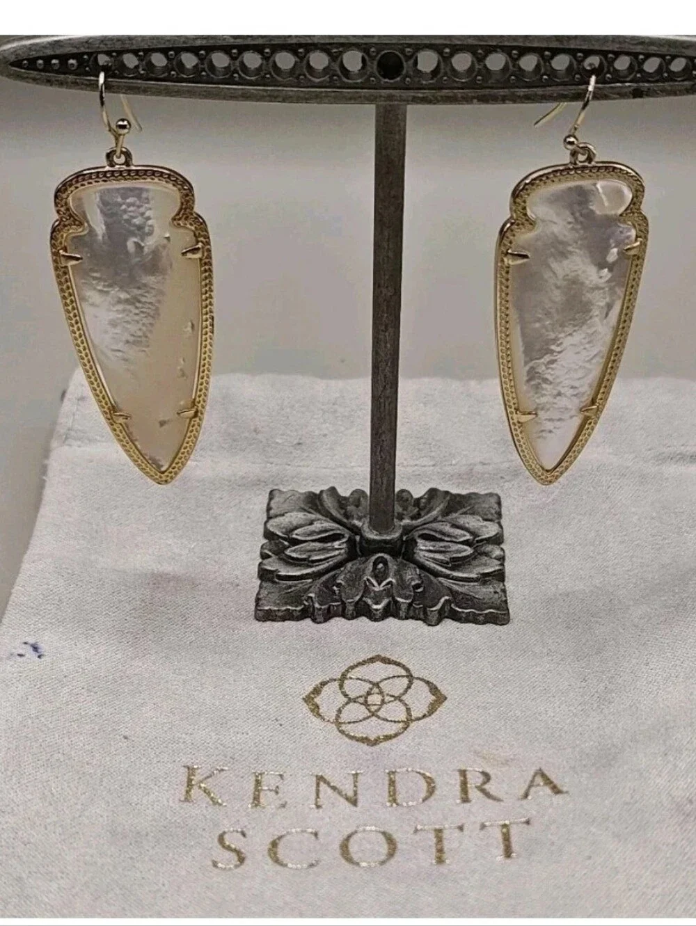 Kendra Scott kendra scott